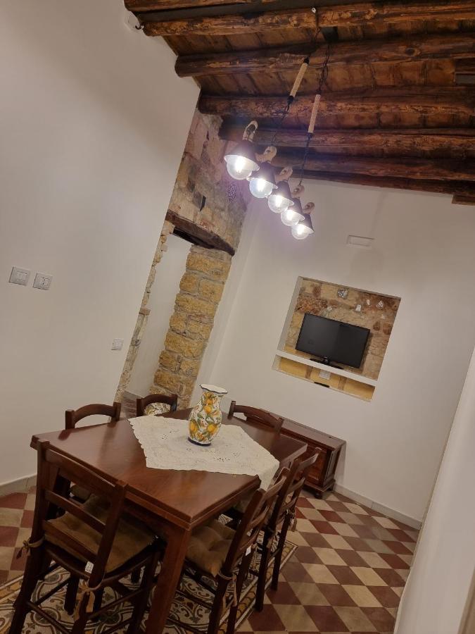 Domus Sant'Anna Apartment Palermo Esterno foto